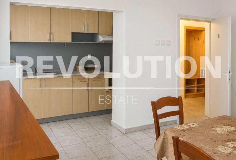 Zu vermieten  Hausboden Warna , Lewski 1 , 100 qm | 66658582