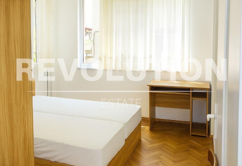 Zu vermieten  Hausboden Warna , Lewski 1 , 100 qm | 66658582 - Bild [2]