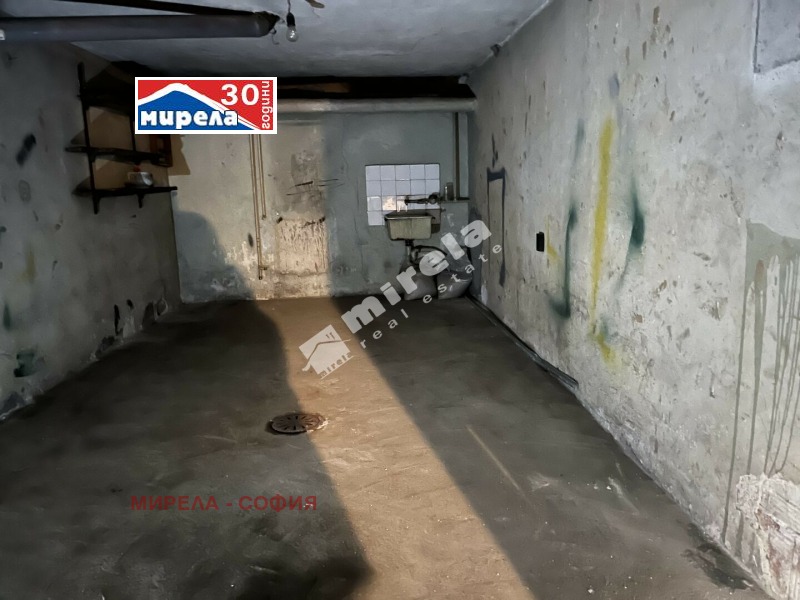 Para alugar  Garagem Sofia , Lozenec , 20 m² | 95209486