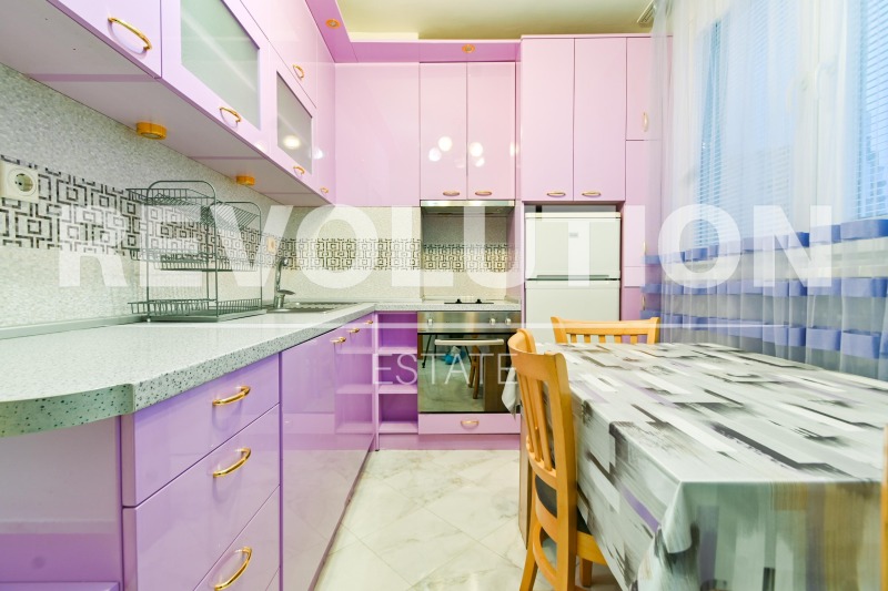 Дава под Наем 2-СТАЕН в град София, Връбница 1 - 68 кв.м / 639 € » 1 249.78 лв., РЕВОЛЮШЪН ЕСТЕЙТ РЕНТ