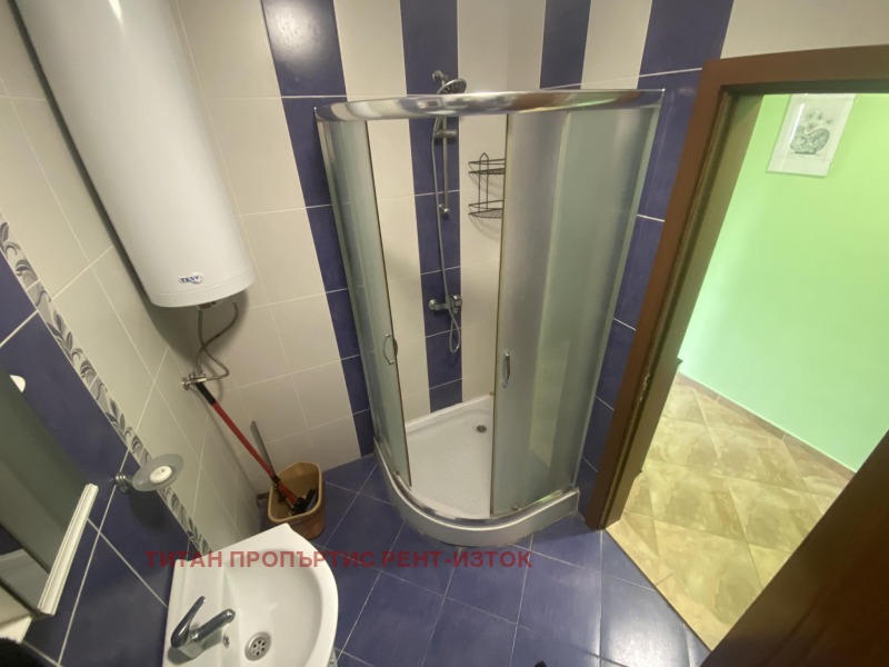 Дава под наем 2-СТАЕН, гр. Бургас, Център, снимка 6 - Апартаменти - 51643989