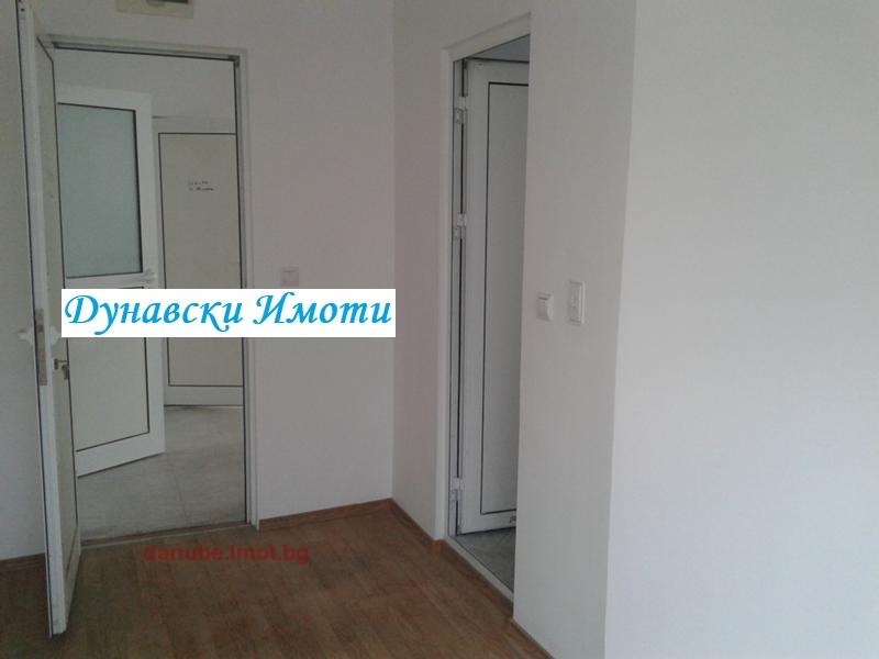 De inchiriat  Birou Ruse , Vâzrajdane , 100 mp | 22486520 - imagine [3]