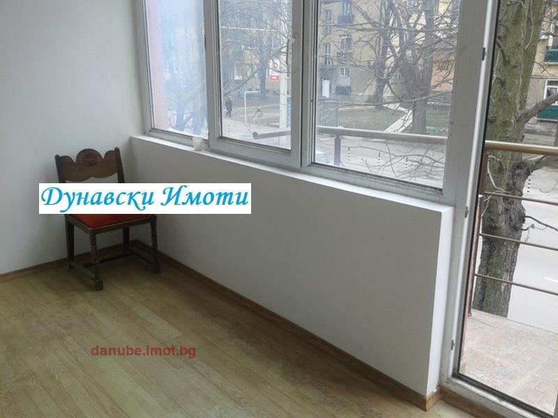 De inchiriat  Birou Ruse , Vâzrajdane , 100 mp | 22486520 - imagine [2]