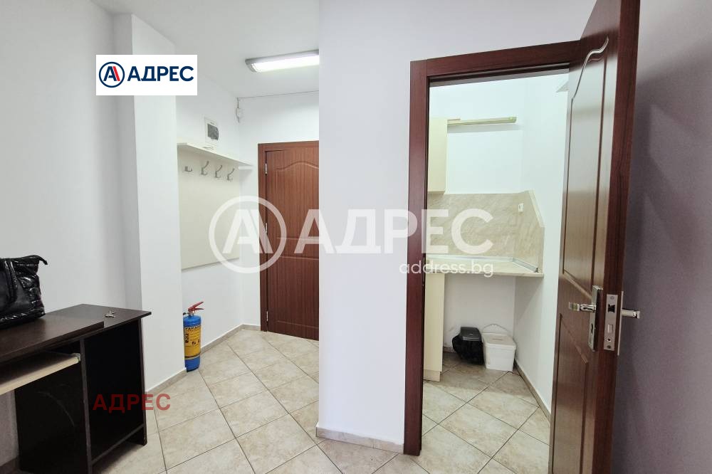 Дава под наем ОФИС, гр. Варна, Бизнес хотел, снимка 8 - Офиси - 55293978