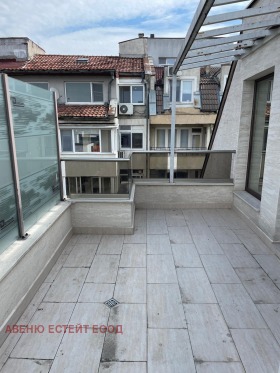 Studio Kolchozen pazar, Varna 9