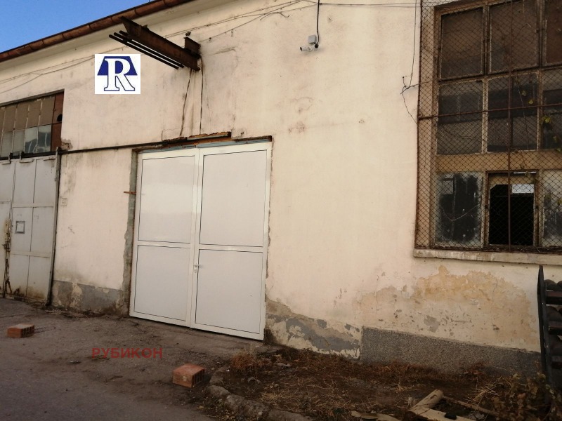 Дава под Наем СКЛАД в град Пловдив, Индустриална зона - Юг - 120 кв.м / 429.49 € » 840 лв., РУБИКОН
