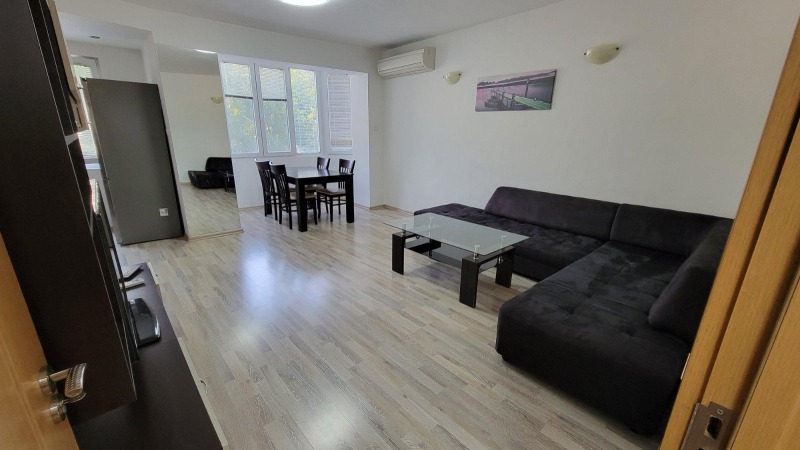 A louer  2 chambres Plovdiv , Kamenitsa 1 , 100 m² | 57653262