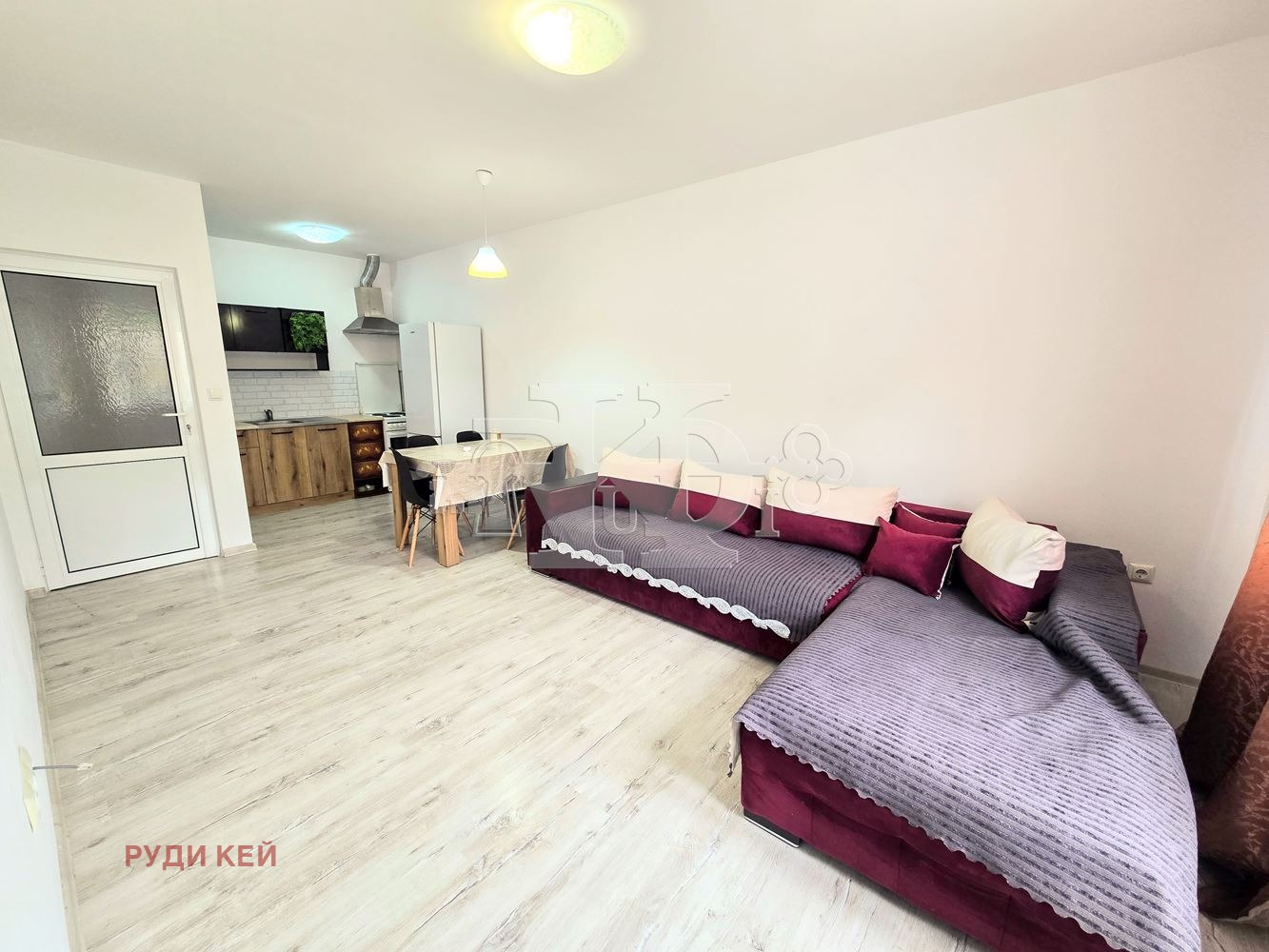 Дава под наем 2-СТАЕН, гр. Варна, Кайсиева градина