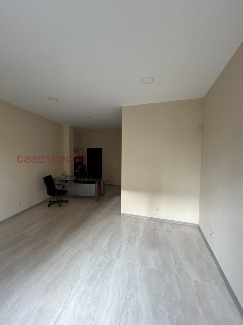 Дава под наем ОФИС, гр. София, Банишора, снимка 3 - Офиси - 52561388