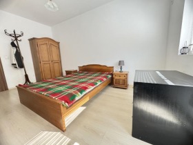 1 bedroom Vazrazhdane, Burgas 4