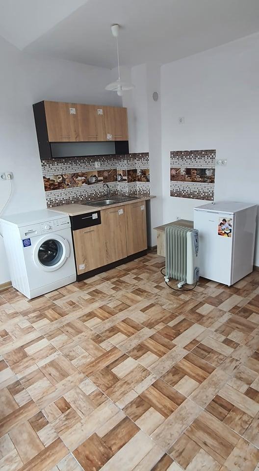För uthyrning  Studio Plovdiv , Centar , 35 kvm | 64127107