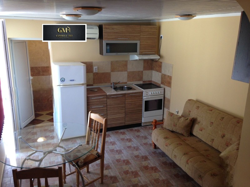 Дава под наем 2-СТАЕН, гр. Плевен, Широк център, снимка 2 - Апартаменти - 52564530