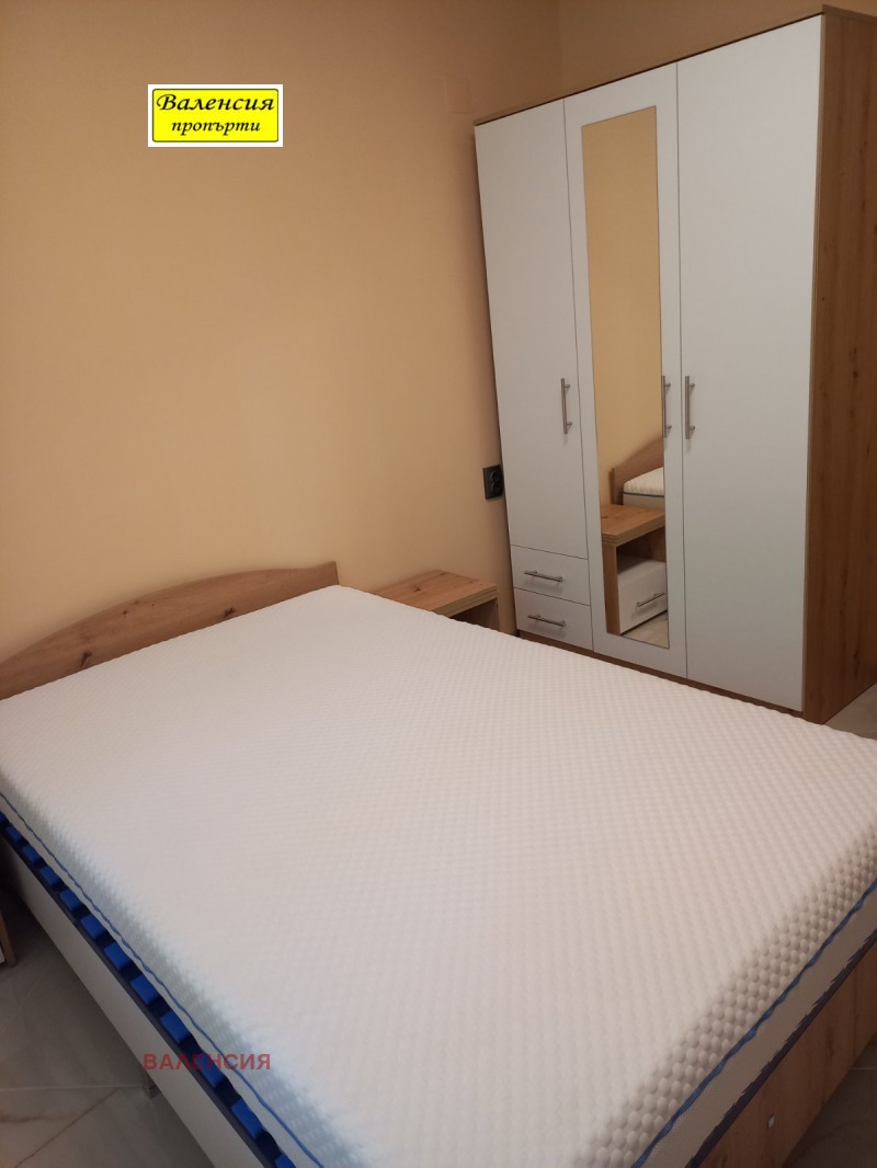 Vuokrattavana  1 makuuhuone Vratsa , Tsentar , 66 neliömetriä | 45162993 - kuva [5]