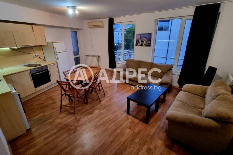 Da affittare  2 camere da letto Sofia , Vitosha , 100 mq | 68165186