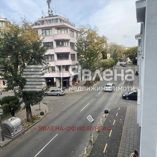 Дава под наем 2-СТАЕН, гр. Бургас, Център, снимка 12 - Апартаменти - 52497898