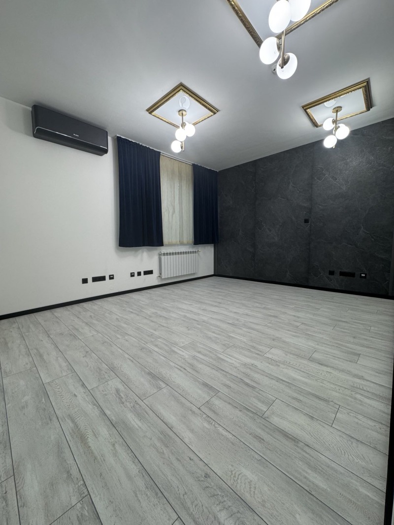 Do wynajęcia  Biuro Sofia , Lozenec , 70 mkw | 86683932 - obraz [2]