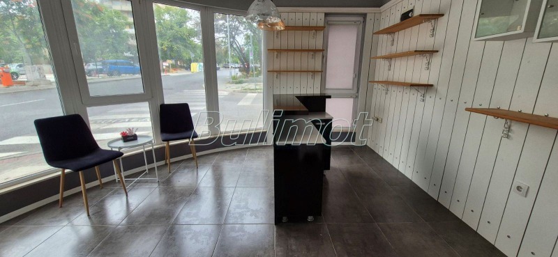 Kiadó  Üzlet Varna , Bazar Levski , 30 négyzetméter | 41810457