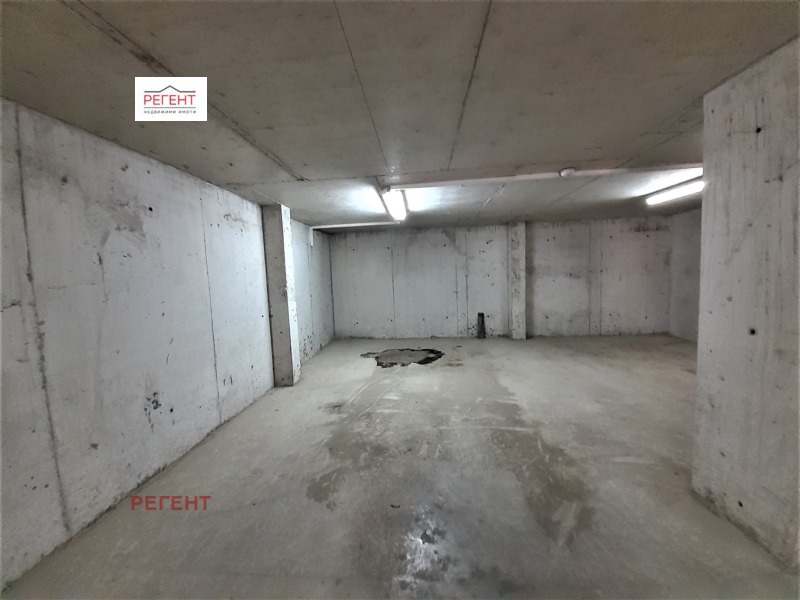 Под наем ГАРАЖ, ПАРКОМЯСТО, област Габрово, гр. Севлиево • 100 лв. / 51.13 € • 40099522 1