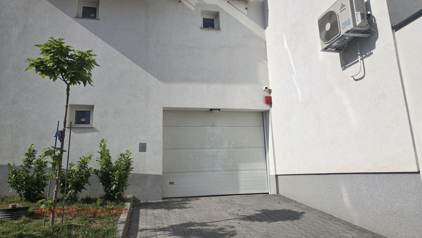 Дава под наем ГАРАЖ, ПАРКОМЯСТО, гр. Стара Загора, Три чучура - север, снимка 2 - Гаражи и паркоместа - 53797156