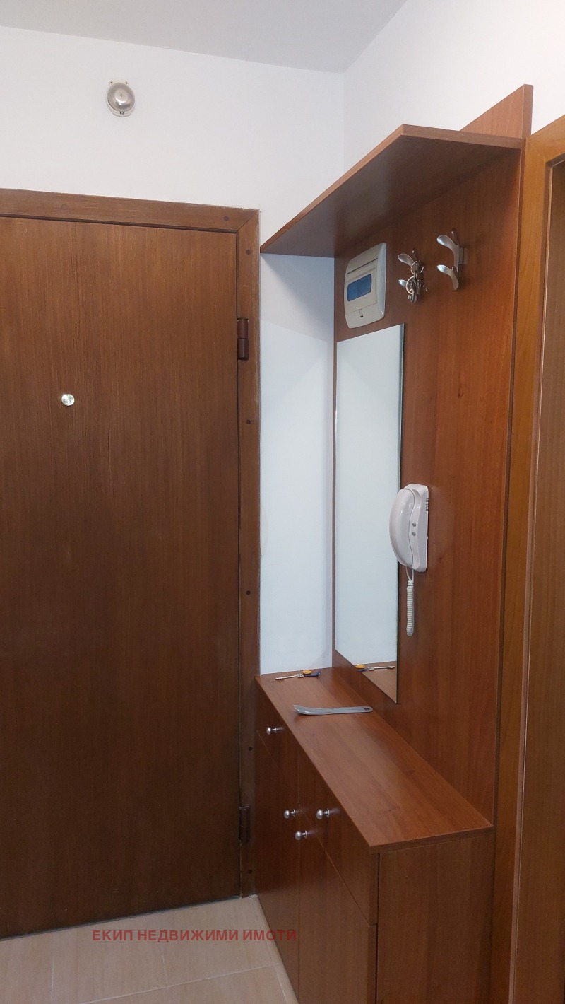 De inchiriat  1 dormitor Sofia , Țentâr , 60 mp | 66072351 - imagine [8]