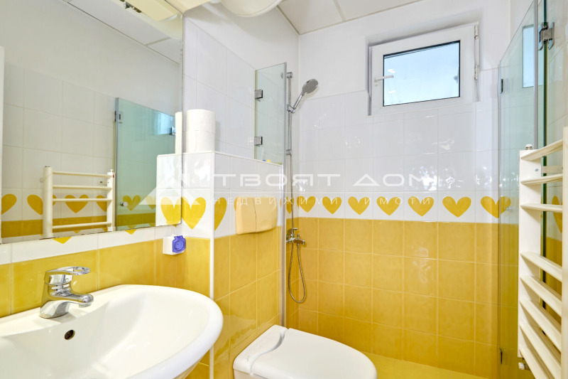 För uthyrning  3 sovrum Sofia , Iztok , 150 kvm | 29860104 - bild [11]