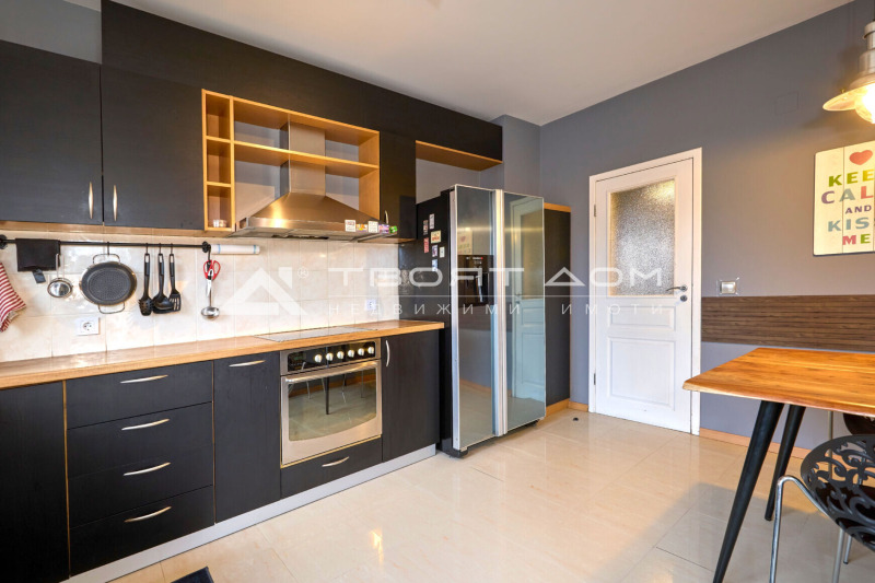 För uthyrning  3 sovrum Sofia , Iztok , 150 kvm | 29860104 - bild [13]