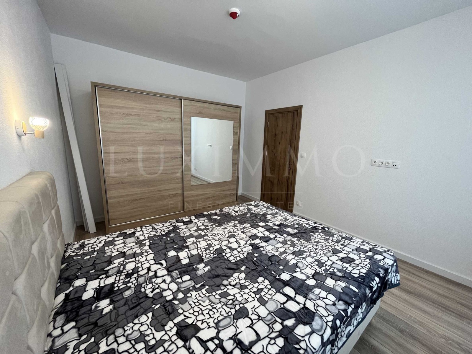 ���� ��� ���� 2-����� | Imot.bg � ����������� 11