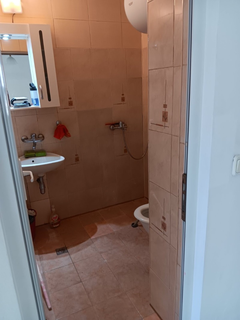 Til leie  1 soverom Sofia , Slatina , 65 kvm | 11302119 - bilde [4]