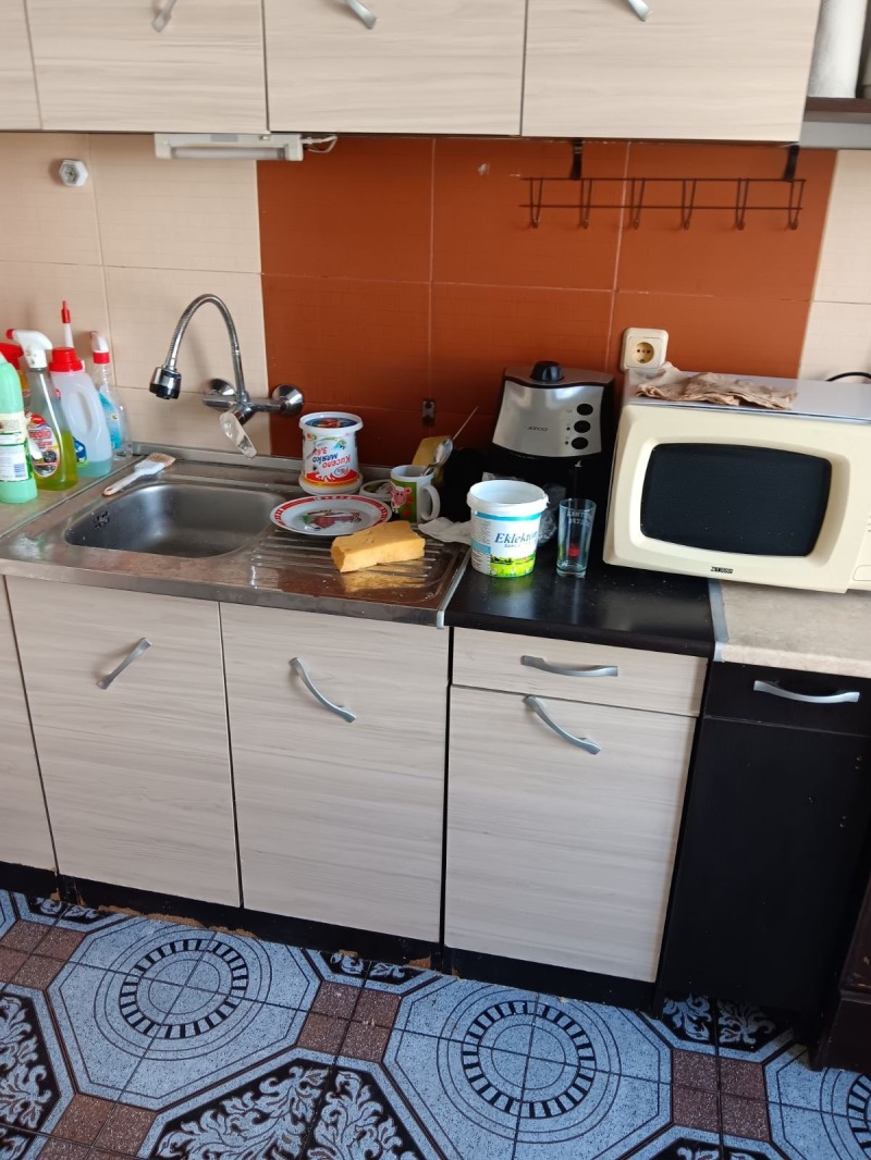 Til leie  1 soverom Sofia , Slatina , 65 kvm | 11302119 - bilde [3]