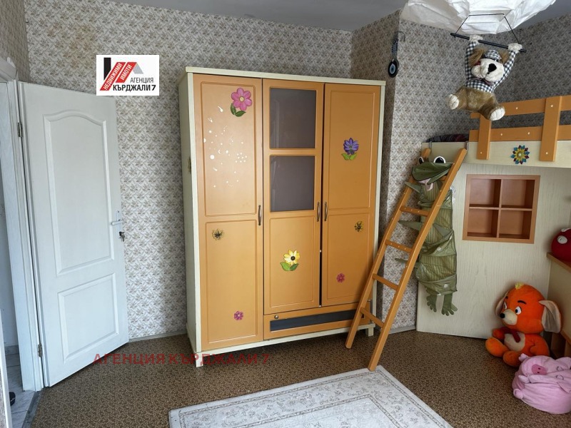 K pronájmu  3 ložnice Kardžali , Vazroždenci , 95 m2 | 75958353 - obraz [13]