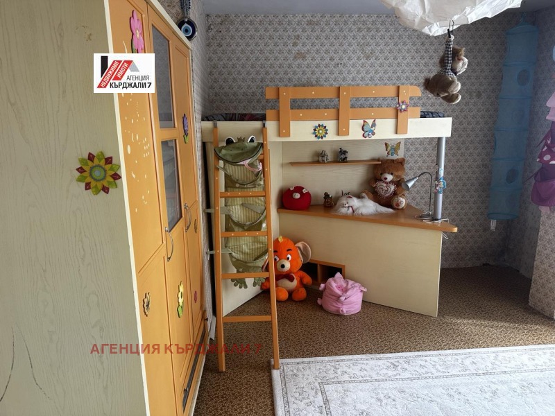 K pronájmu  3 ložnice Kardžali , Vazroždenci , 95 m2 | 75958353 - obraz [12]