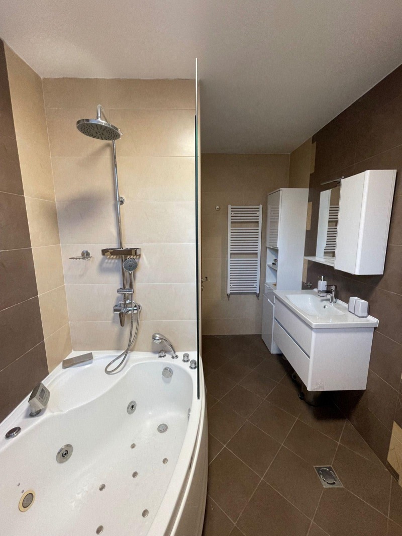 Kiadó  2 hálószobás Sofia , Vitosa , 130 négyzetméter | 22392588 - kép [10]