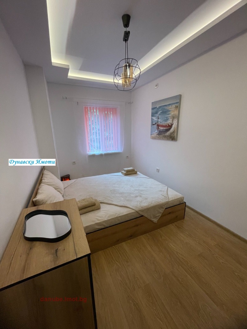 Дава под наем 3-СТАЕН, гр. Русе, Възраждане, снимка 11 - Апартаменти - 53431646