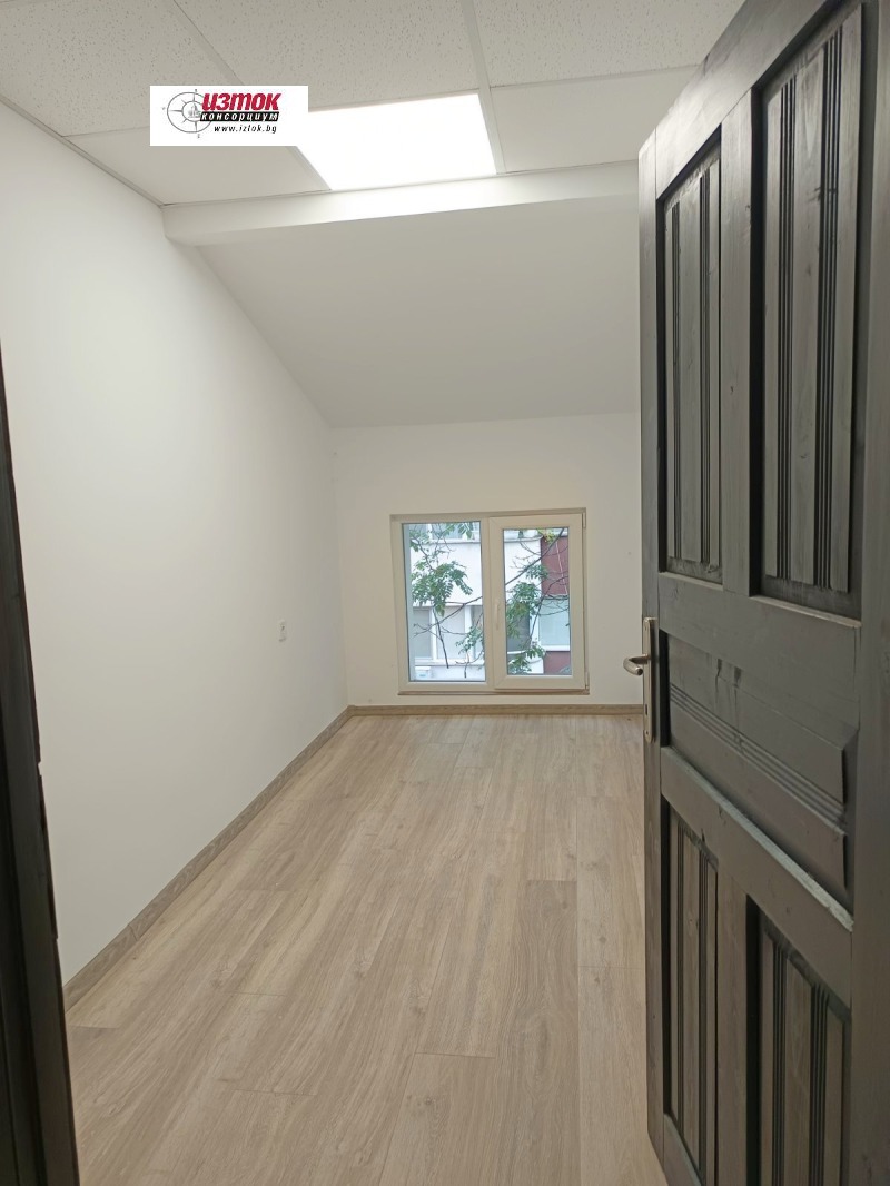 Дава под наем  Офис град София , Център , 312 кв.м | 56192220 - изображение [12]
