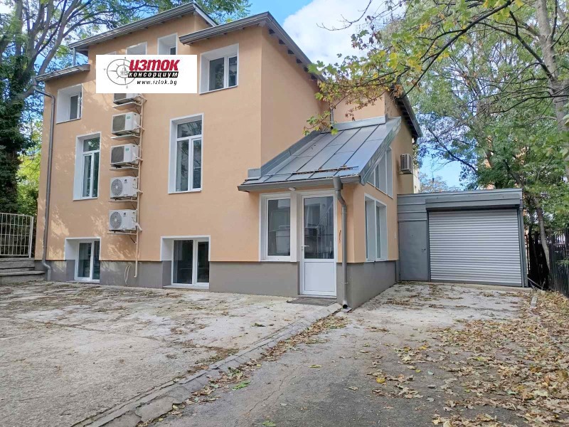 Дава под наем  Офис град София , Център , 312 кв.м | 56192220