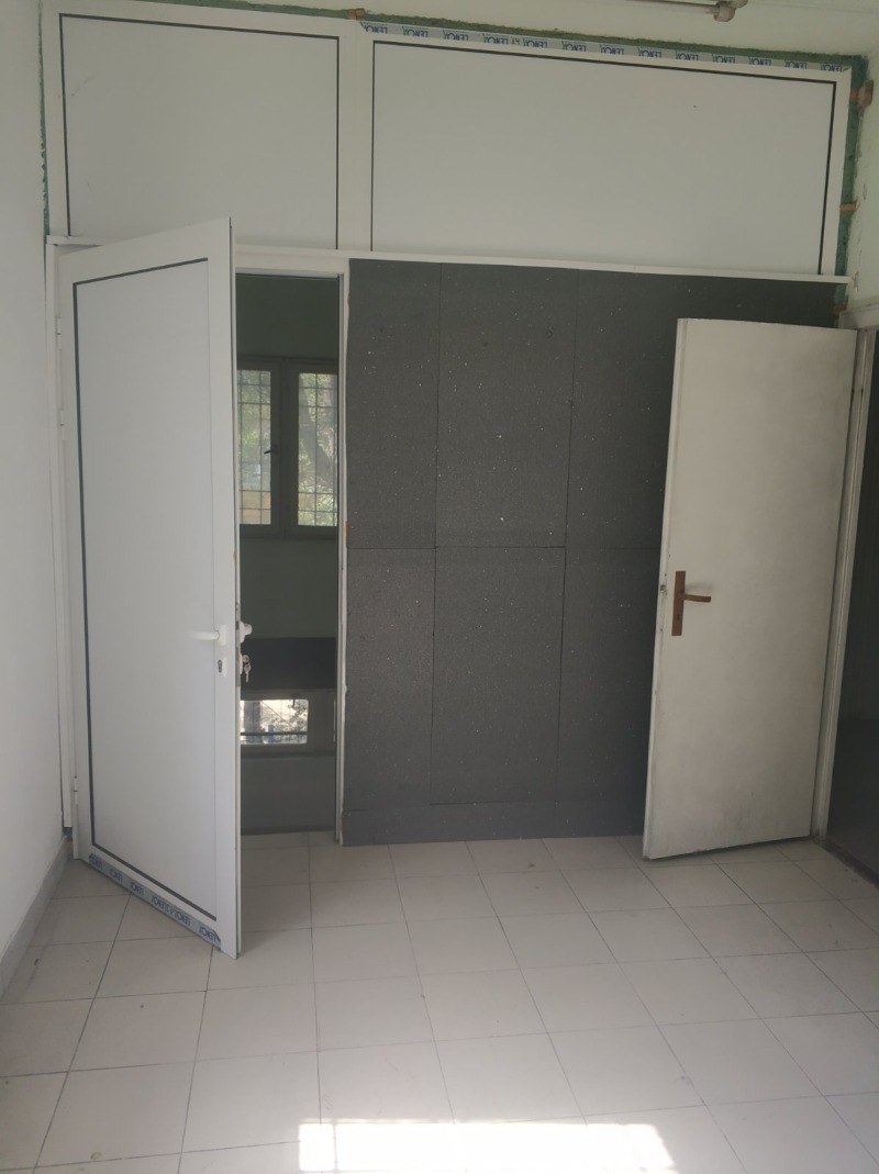 Дава под наем  Склад град София , Захарна фабрика , 300 кв.м | 38027739 - изображение [5]
