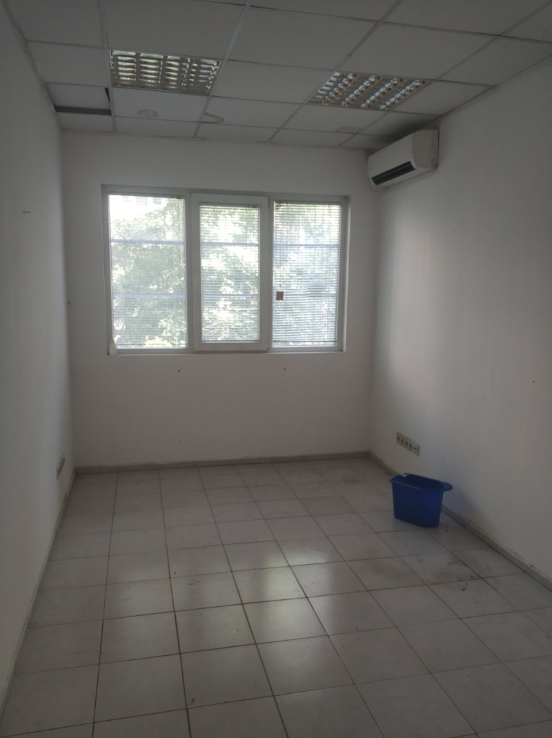 Дава под наем  Склад град София , Захарна фабрика , 300 кв.м | 38027739 - изображение [8]