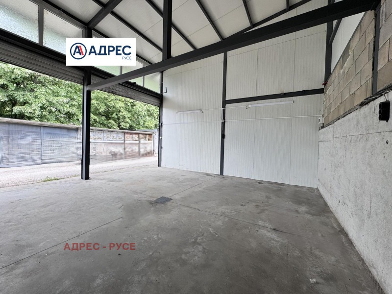 Дава под наем ГАРАЖ, ПАРКОМЯСТО, гр. Русе, Чародейка - Юг, снимка 5 - Гаражи и паркоместа - 53534151