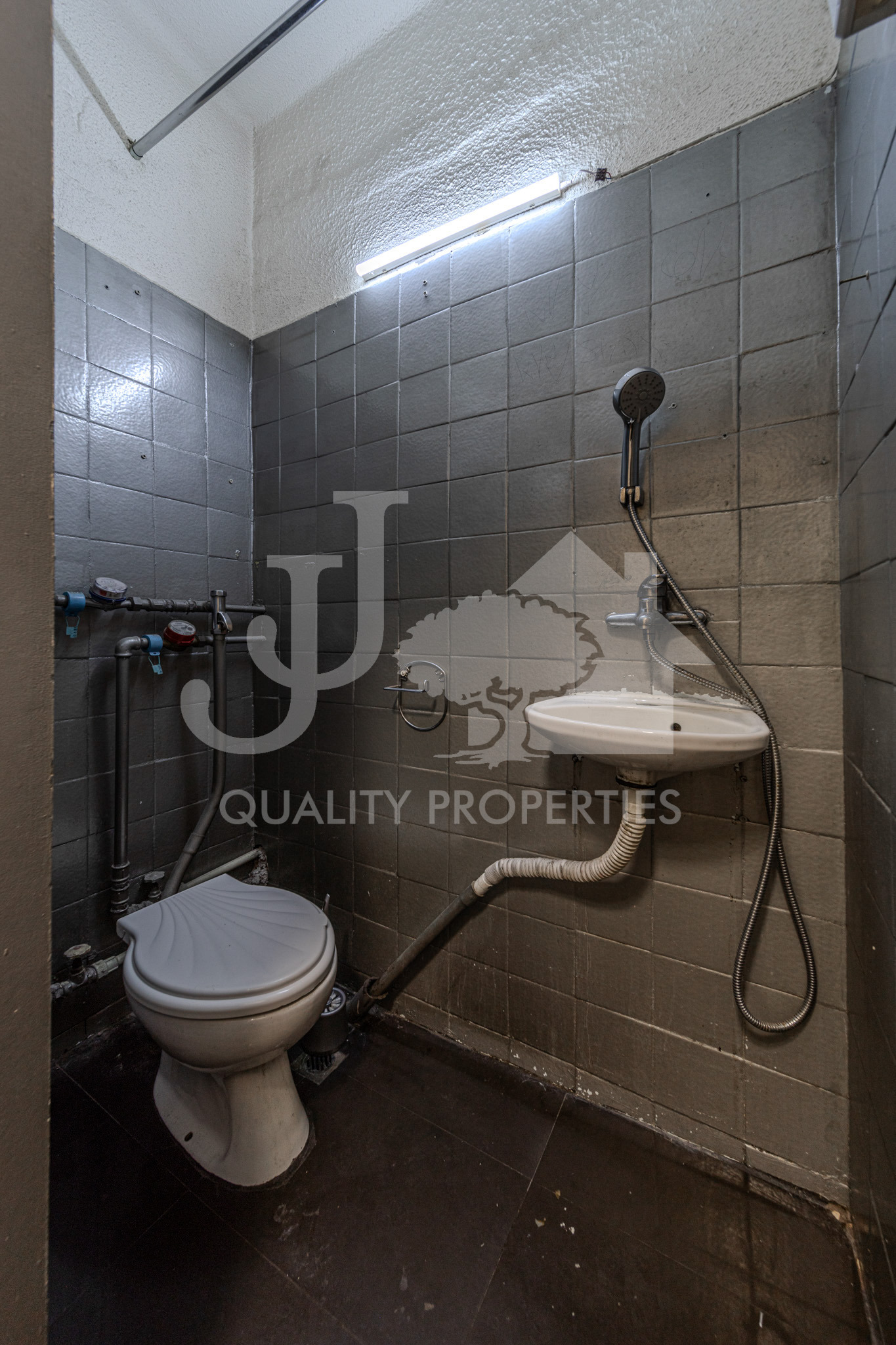 Дава под наем МАГАЗИН, гр. София, Център, снимка 5 - Магазини - 53945669