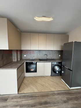 Дава под наем  3-стаен, град Варна