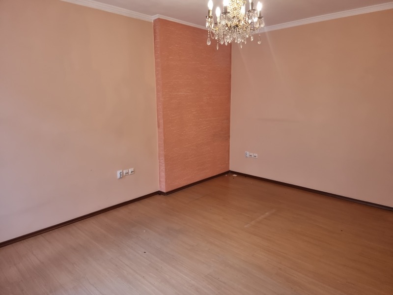 Te huur  Kantoor Sofia , Tsentar , 150 m² | 60101381 - afbeelding [14]