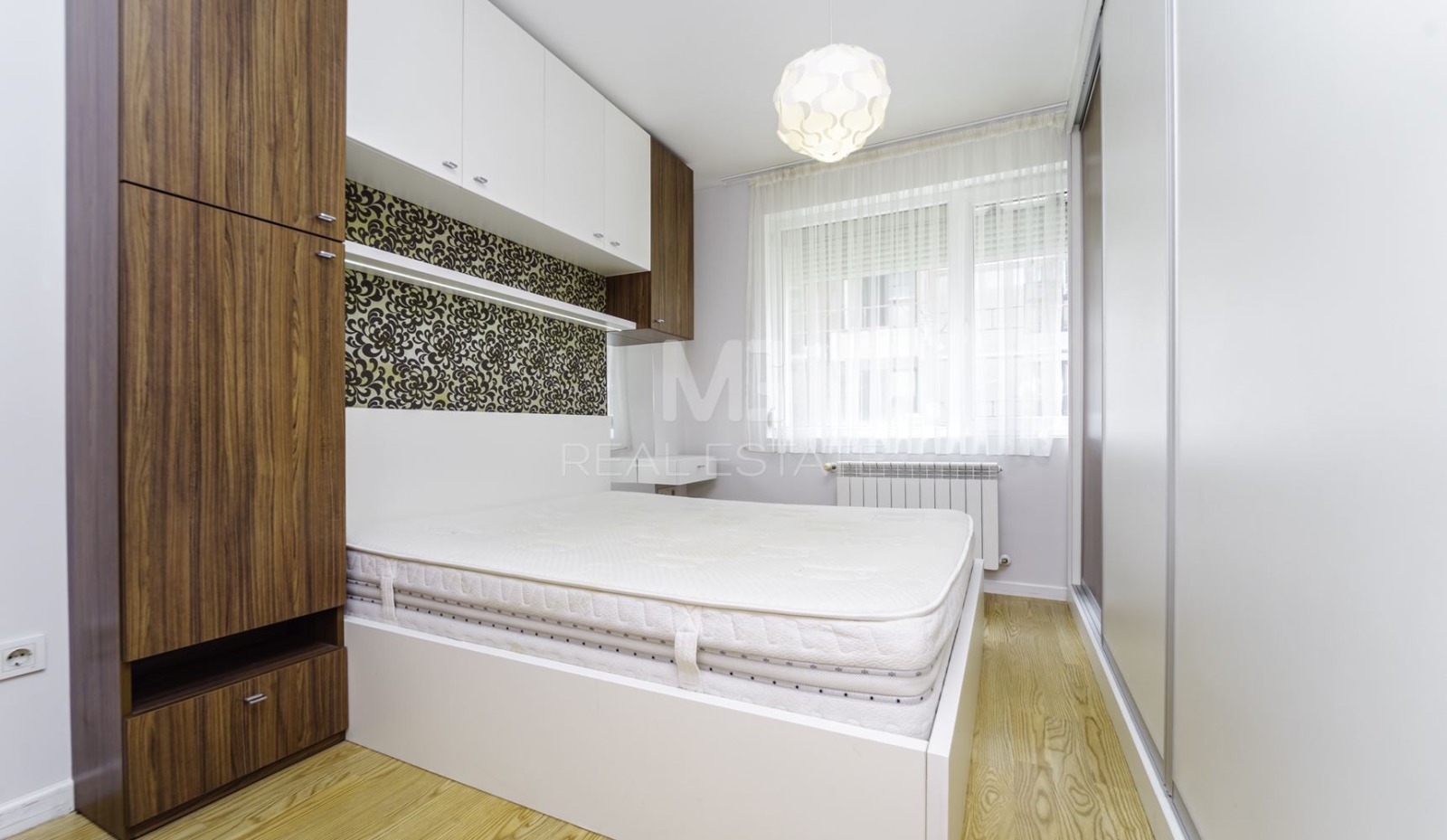 Дава под наем 2-СТАЕН, гр. София, Витоша, снимка 13 - Апартаменти - 56093974