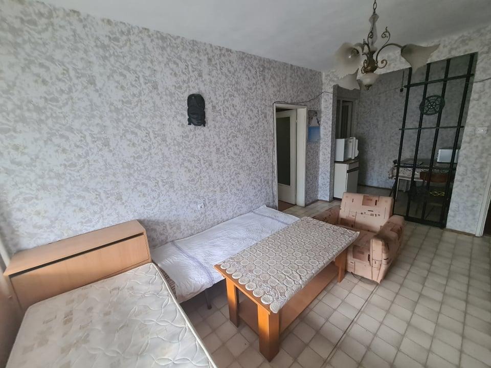 Дава под наем 2-СТАЕН, гр. Бургас, Зорница, снимка 2 - Апартаменти - 56101014