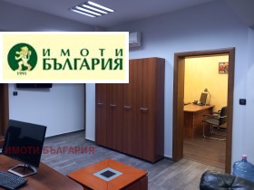 Офис град Варна, Бизнес хотел 12