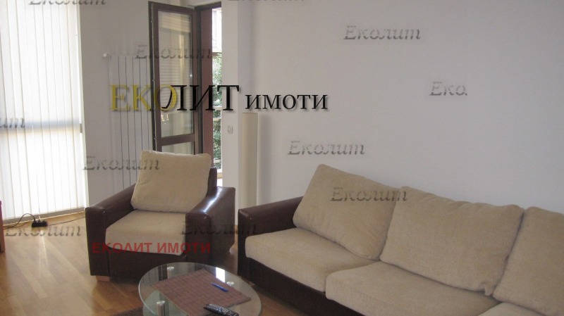 В оренду  1 спальня София , Център , 75 кв.м | 33744320