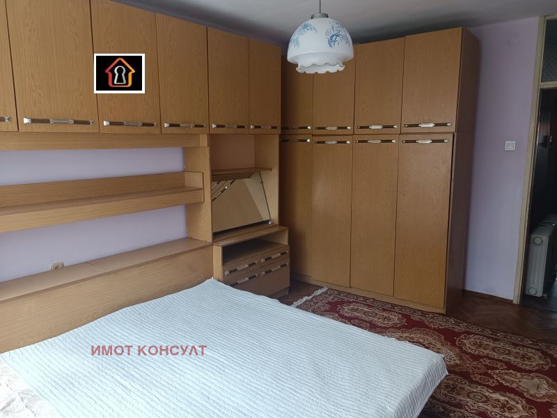 Дава под наем 3-СТАЕН, гр. Враца, Център, снимка 2 - Апартаменти - 55818100