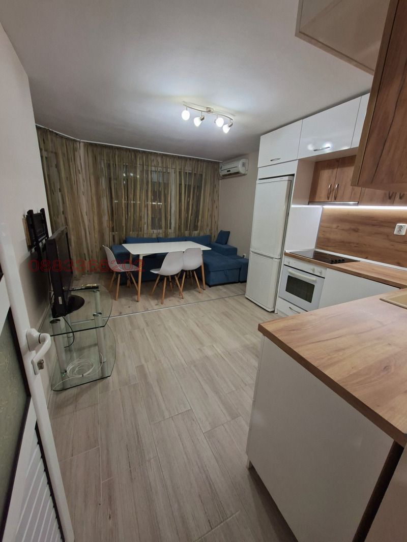 Дава под наем 3-СТАЕН, гр. Варна, Лятно кино Тракия, снимка 3 - Апартаменти - 52786008