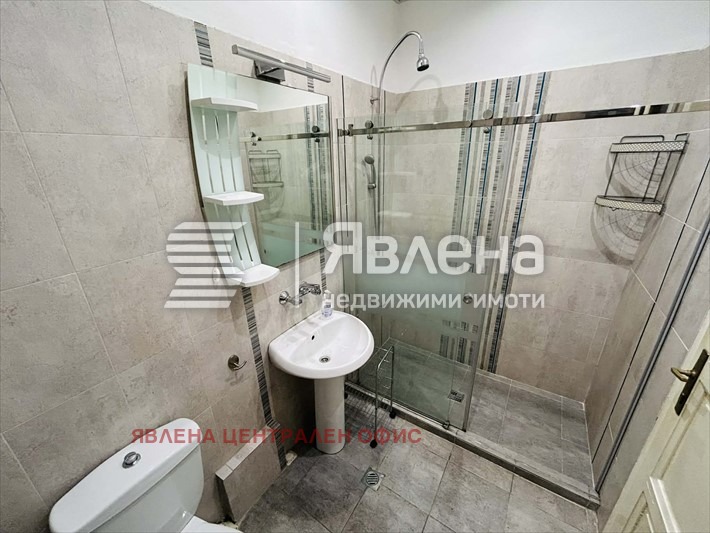 Дава под наем 3-СТАЕН, гр. София, Център, снимка 13 - Апартаменти - 53426365