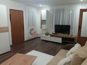 1 Schlafzimmer Asparuhowo, Warna 1