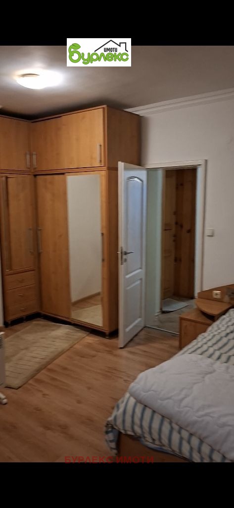 Дава под наем 2-СТАЕН, гр. Варна, Бриз, снимка 2 - Апартаменти - 53576515